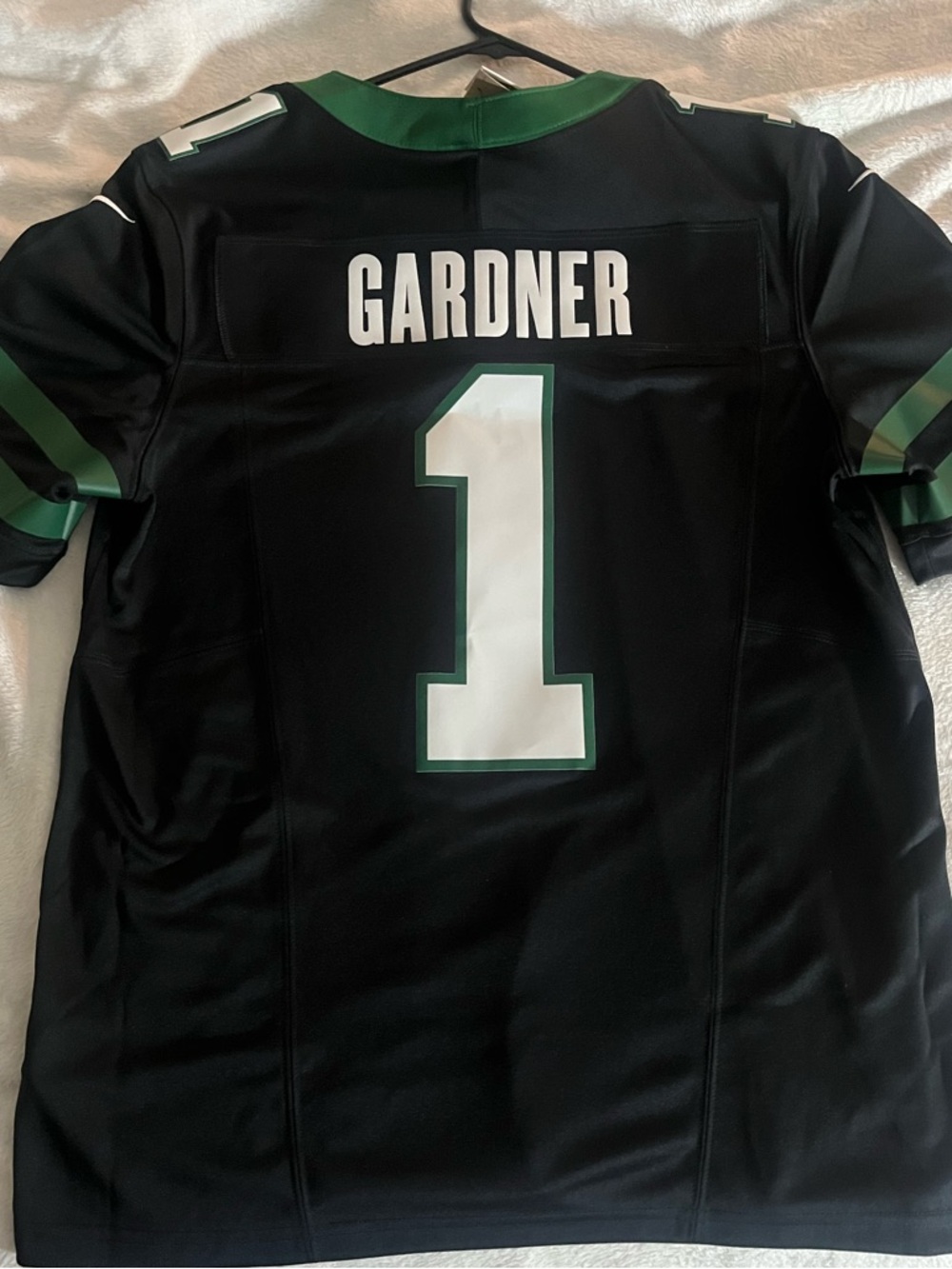 Brand New NFL Nike Sauce Gardner New York Jets #1 Jersey in black Size Large NWT - Picture 5 of 7